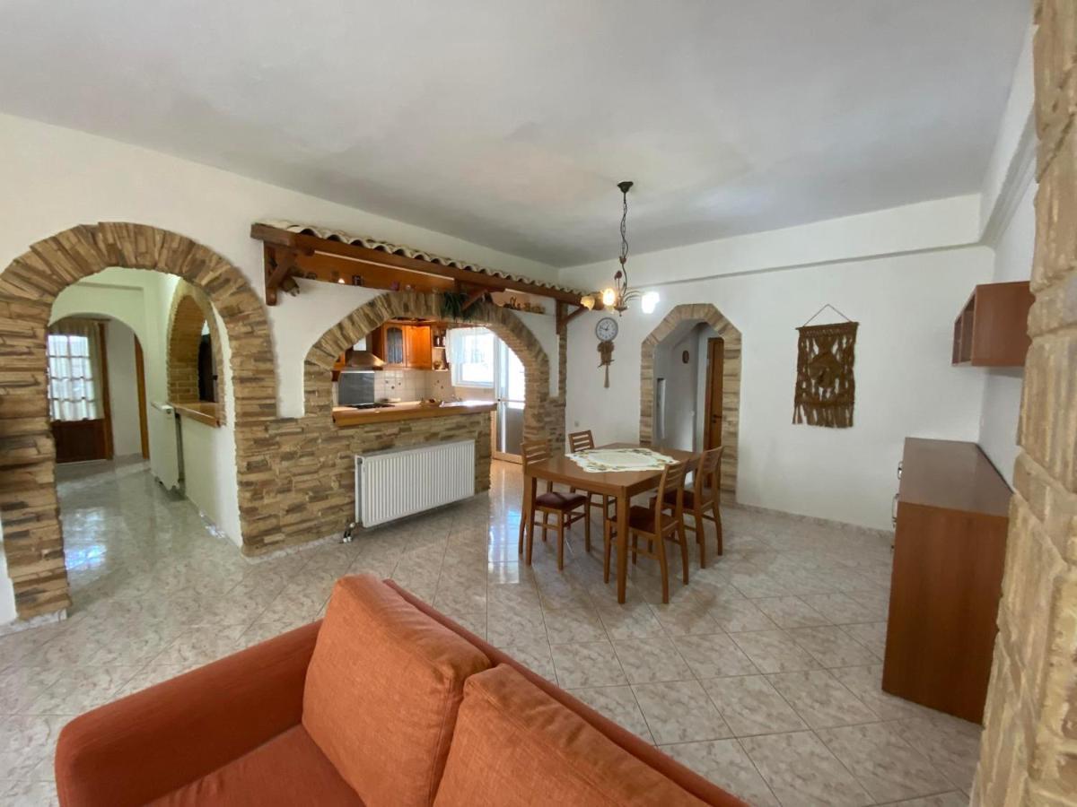 Villa Theo ماراثياس المظهر الخارجي الصورة