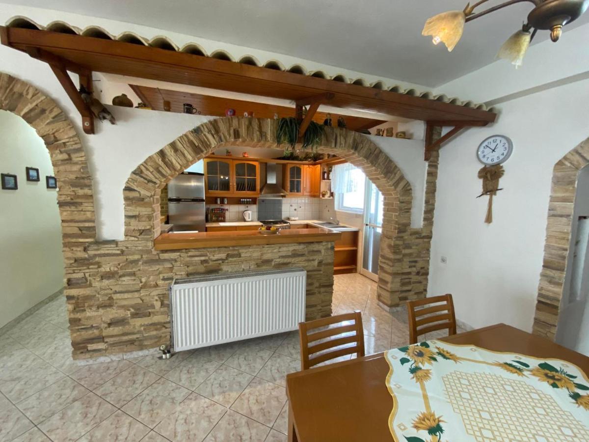 Villa Theo ماراثياس المظهر الخارجي الصورة